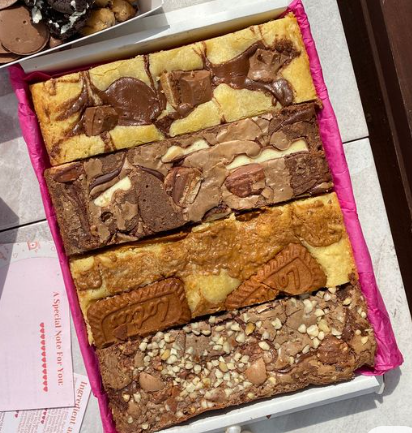 8 Brownies & Blondies – Letterbox Treat Box | Sarah Bakes
