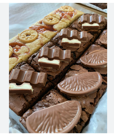 4 Brownie & Blondie Treat Box | Sarah Bakes